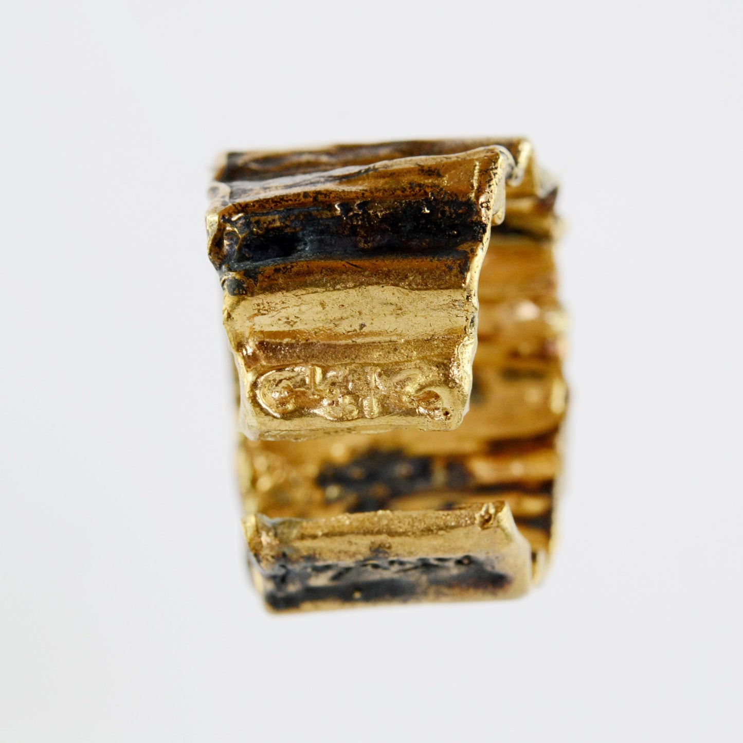 Anello Basalto Materie